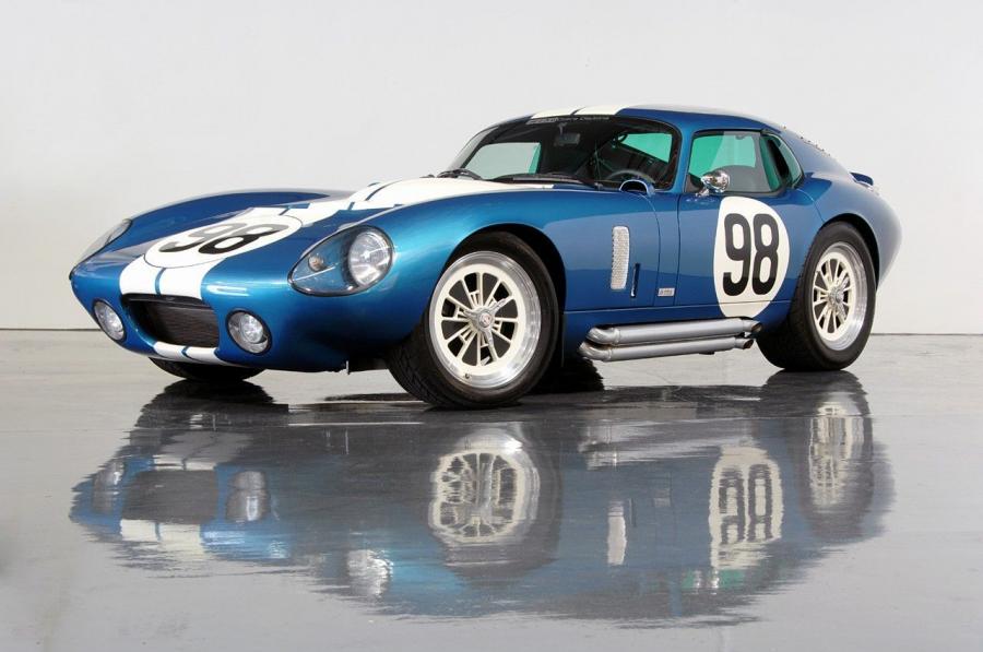  Shelby Cobra Daytona Coupe by Superformance 2008 года  (фото 17 из 35)